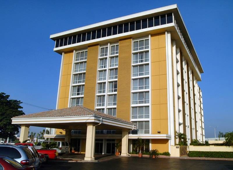 Holiday Inn Miami International Airport By Ihg Miami Springs Εξωτερικό φωτογραφία
